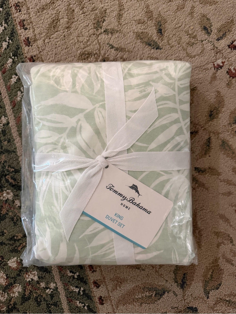 Tommy Bahama Home King Duvet Set Sage Green White Tropical Leaf NWT
